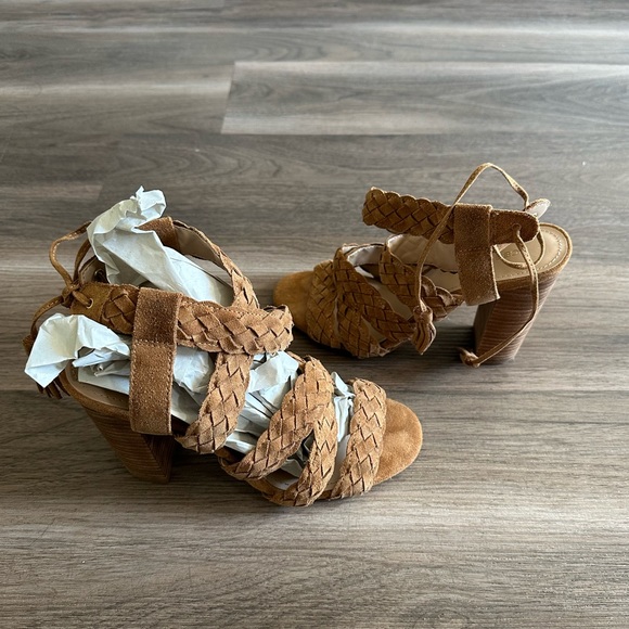 BCBGENERATION Ledina Braided Suede Block Heel Sandal - Picture 2 of 6